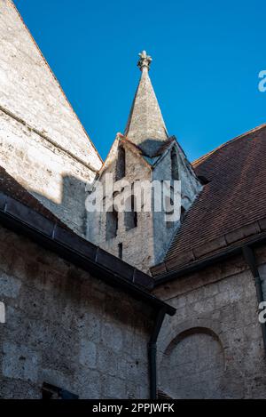 Splendidi campi medievali del castello di Burghausen in Baviera Foto Stock