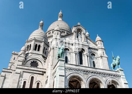 Bellissima e famosa chiesa del Sacro cuore a Parigi Foto Stock