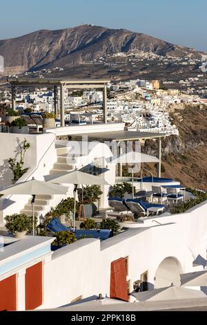 Case imbiancate a Imerovigli sull'isola di Santorini, Cicladi, Grecia Foto Stock