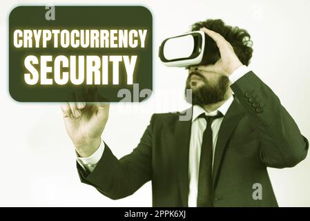 Scrittura con testo Cryptocurrency Security. La vetrina aziendale impedisce le transazioni di denaro digitale non autorizzate Foto Stock