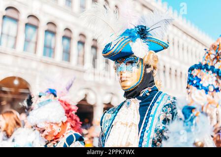 Carnevale a Venezia con i caratteri tipici della festa Foto Stock