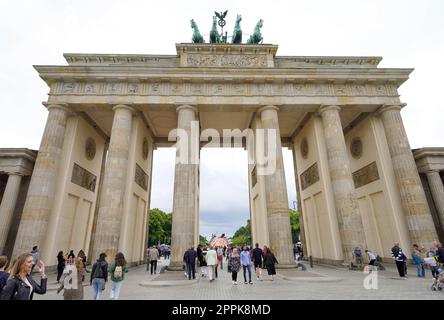 BERLINO - GERMANIA - 9 LUGLIO 2022: Porta di Brandeburgo, Berlino, Germania Foto Stock