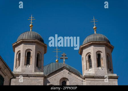 Chiesa di San Nicola, città vecchia di Kotor in Montenegro Foto Stock