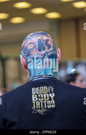 Partecipante non identificato alla 15th Tattoofest Convention a Cracovia. Foto Stock