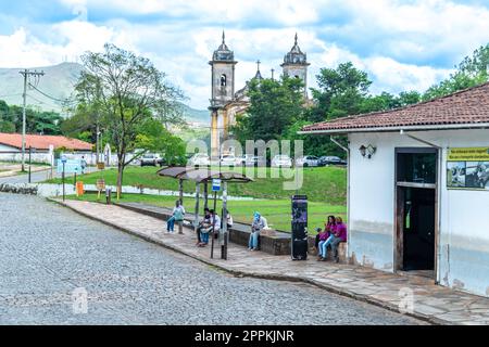 Ouro Preto, Brasile - 4 marzo 2022: Strade della città. Patrimonio mondiale dell'UNESCO Foto Stock