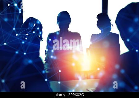La gente di affari di collaborare in ufficio. Connessione a Internet gli effetti. La doppia esposizione effetti. Foto Stock