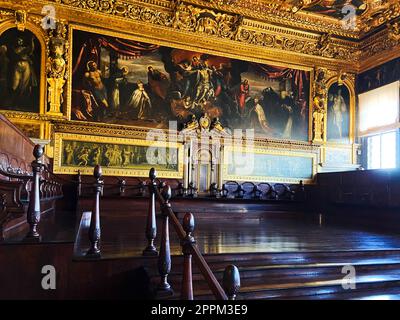 Camera ornamentale nel Palazzo Ducale di Venezia Foto Stock
