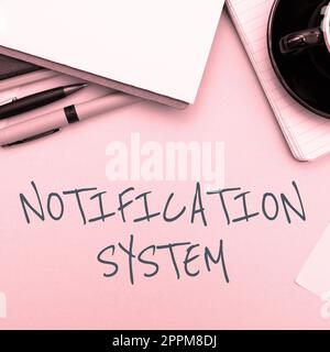 Sistema di notifica per la visualizzazione dei segnali. Vetrina aziendale non dimenticate di essere connessi Social Network Foto Stock