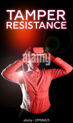 Scrittura con testo resistenza antimanomissione. Concetto di Internet resistente a danni fisici, minacce, intimidazioni o persuasione corrotta Foto Stock