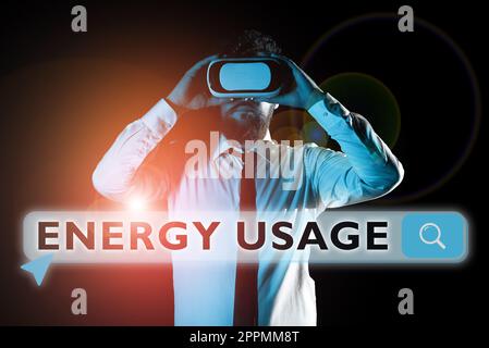 Inspirazione che mostra il segno utilizzo energia. Concetto Internet quantità di energia consumata o utilizzata in un processo o sistema Foto Stock