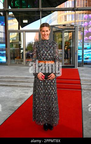 Wolke Hegenbarth bei der Premiere des Theatestücks 'Stolz und Vorurteil *oder so' im Theater am Potsdamer Platz. Berlino, 23.04.2023 Foto Stock