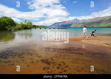 Si trova a Glenorchy, a circa 50 km da Queenstown in Nuova Zelanda. Glenorchy si trova nella parte più settentrionale del lago Wakatipu e alla fine della strada. Foto Stock