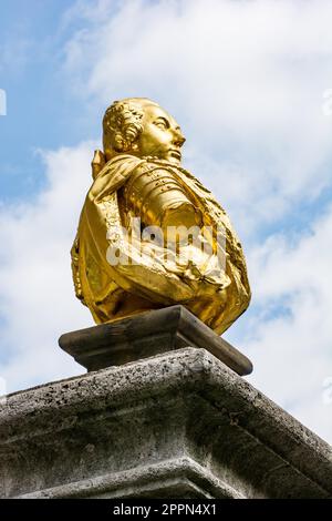 Scultura del Karl-Wilhelm-Friedrich-Brunnen ad Ansbach, costruita nel 1746 Foto Stock