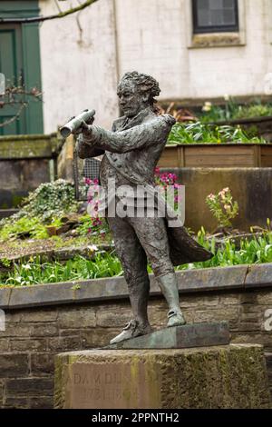 Statua di Adam Duncan, Lord Visconte ammiraglio Duncan di Camperdown dell'artista Janet Scrymgeour-Wedderburn, Dundee, Scozia Foto Stock