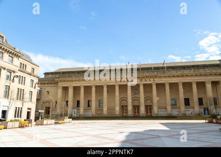 Caird Hall in City Square è un auditorium situato a Dundee, in Scozia Foto Stock