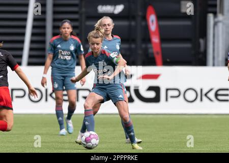 Rotterdam, Paesi Bassi. 23rd Apr, 2023. ROTTERDAM, PAESI BASSI - 23 APRILE: Esmee de Graaf di Feyenoord durante la partita olandese delle donne azerone Eredivie tra Excelsior e Feyenoord a Van Donge en De Roo Stadion il 23 aprile 2023 a Rotterdam, Paesi Bassi (Foto di Kees Kuijt/Orange Pictures) Credit: Orange Pics BV/Alamy Live News Foto Stock