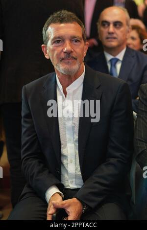 Madrid, Spagna. 24th Apr, 2023. L'attore Antonio Banderas partecipa alla cerimonia di premiazione 'Madriddiario' presso l'hotel Palace di Madrid. Credit: SOPA Images Limited/Alamy Live News Foto Stock