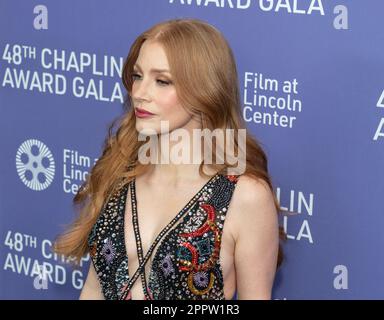 Aprile 24, 2023, New York, New York, Stati Uniti: Jessica Chastain vestito da Zuhair Murad partecipa al Chaplin Award Gala 48th in onore di Viola Davis ad Alice Tully Hall (Credit Image: © Lev Radin/Pacific Press via ZUMA Press Wire) SOLO PER USO EDITORIALE! Non per USO commerciale! Foto Stock