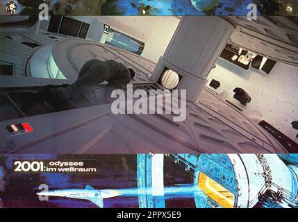 KEIR DULLEA e GARY LOCKWOOD in Discovery One Spaceship nel 2001 : Un'ODISSEA SPAZIALE / ODYSSEE IM WELTRAUM 1968 regista STANLEY KUBRICK sceneggiatura Arthur C. Clarke e Stanley Kubrick Stanley Kubrick Productions / Metro Goldwyn Mayer (MGM) Foto Stock