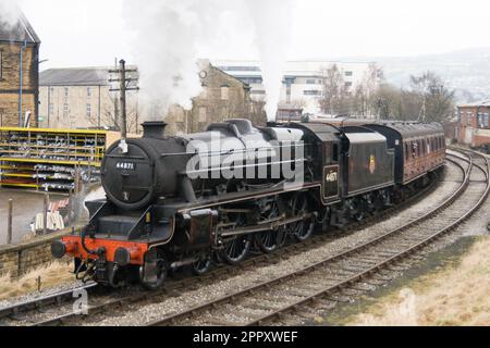 Un gala a vapore sulla ferrovia di Keighley & Worth Valley (VWVR) Foto Stock