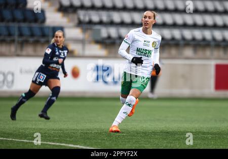 Hammarbys no 6 Julia Roddar durante la partita di calcio di lunedì nell'OBOS Damallsvenskan tra Linköping FC-Hammarby IF all'arena di Bilbörsen, Linköping, Svezia. Foto Stock