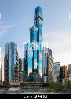 St Regis Hotel, aka Vista Tower, progettato dallo Studio Gang Foto Stock