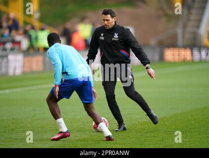 Paddy McCarthy, assistente manager di Crystal Palace, durante il periodo in cui ha corso la partita della Premier League al Molineux Stadium, Wolverhampton. Data immagine: Martedì 25 aprile 2023. Foto Stock