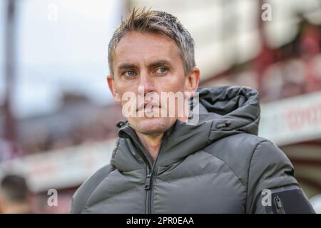 Kieran McKenna manager di Ipswich Town durante la partita Sky Bet League 1 Barnsley vs Ipswich Town a Oakwell, Barnsley, Regno Unito, 25th aprile 2023 (Foto di Mark Cosgrove/News Images) Foto Stock