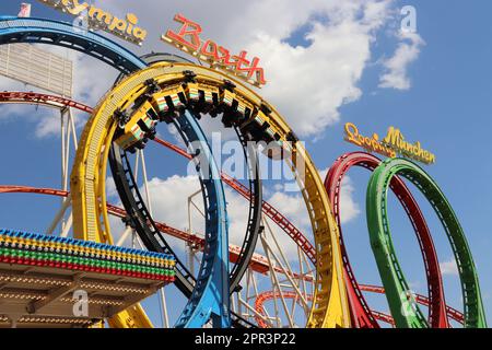 Olympia Looping al parco divertimenti prater di Vienna Foto Stock