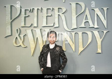 La foto deve essere accreditata ©Alpha Press 078237 20/04/2023 Alexander Molony Peter Pan e Wendy World Premiere a Londra Foto Stock