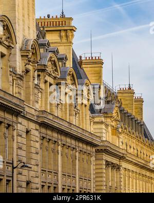 Vista esterna di uno degli edifici universitari della sorbona, parigi, francia Foto Stock