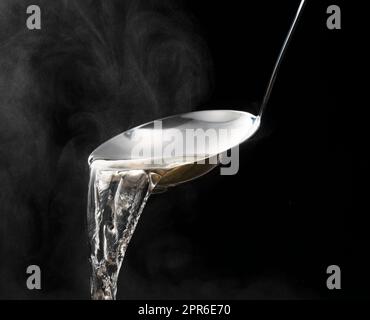 Dashi, brodo di zuppe e le basi della cucina giapponese Foto Stock