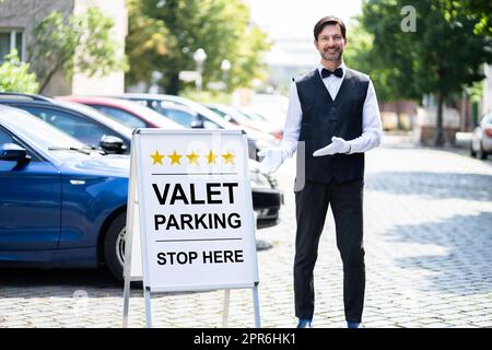 Servizio di parcheggiatore dell'hotel Foto Stock