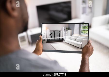 Videoconferenza Virtual Real Estate House Foto Stock