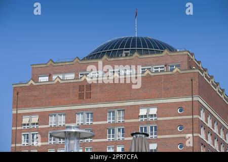 Altersresidenz Augustinum, Historisches Kühlhaus, Neumuehlen 37, Altona, Amburgo, Germania Foto Stock