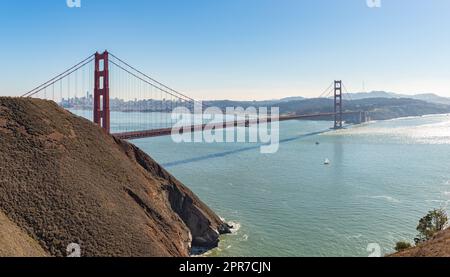 Un'immagine del Golden Gate Bridge vista dal Golden Gate View Point. Foto Stock
