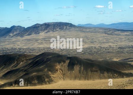 Fotografia aerea del paesaggio islandese catturata dall'aereo turistico Foto Stock