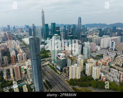 Shenzhen, Cina, 21 gennaio 2022: Vista dall'alto della città di Shenzhen, quartiere di Futian Foto Stock