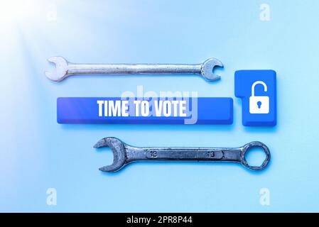 Testo scritto a mano tempo per votare. Approccio aziendale le elezioni future scelgono tra alcuni candidati per governare il -48970 Foto Stock