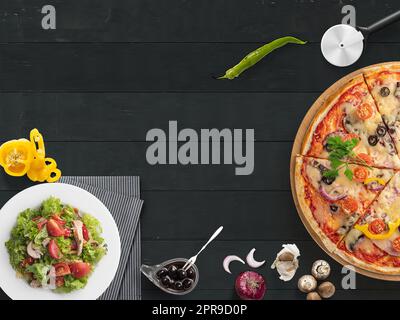 pizza con verdure e funghi, illustrazione 3d, resa 3d Foto Stock