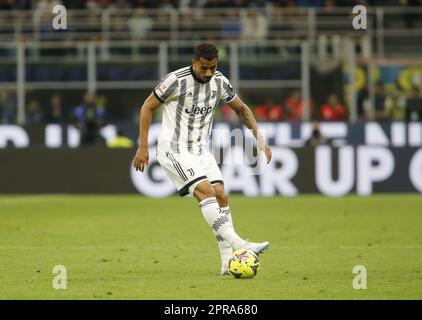 Milano, Italia. 26th Apr, 2023. Danilo della Juventus durante la semifinale della Coppa Italia seconda tappa, partita di calcio tra Juventus FC Internazionale FC il 26 aprile 2026 allo Stadio Giuseppe Meazza di San Siro, Milano. Photo Nderim Kaceli Credit: Live Media Publishing Group/Alamy Live News Foto Stock