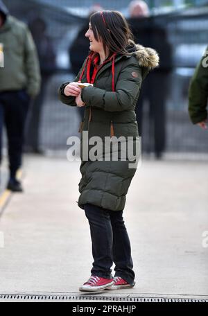 Manchester, Regno Unito. 24th Apr, 2023. Hayley Bromley durante la partita della SGB Premiership tra Belle Vue Aces e Peterborough al National Speedway Stadium di Manchester, lunedì 24th aprile 2023. (Foto: Edie Garvey | NOTIZIE MI) Credit: NOTIZIE MI & Sport /Alamy Live News Foto Stock