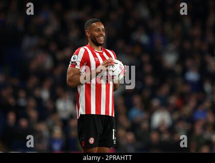 26th aprile 2023; Stamford Bridge, Chelsea, Londra, Inghilterra: Premier League Football, Chelsea contro Brentford; Zanka di Brentford Foto Stock