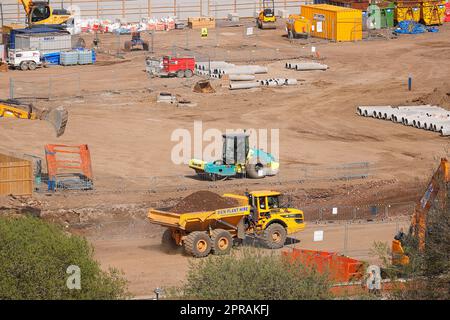 Lavori di terra attualmente in corso sul nuovo sito di Latimer a Kirkstall Road a Leeds, che sarà trasformato in blocchi di appartamenti Foto Stock