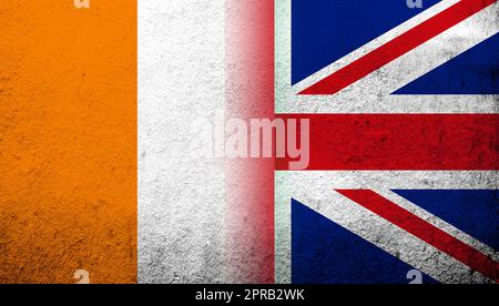 Bandiera nazionale del Regno Unito (Gran Bretagna) Unione Jack con Costa d'Avorio (Costa d'Avorio) bandiera nazionale. Sfondo grunge Foto Stock