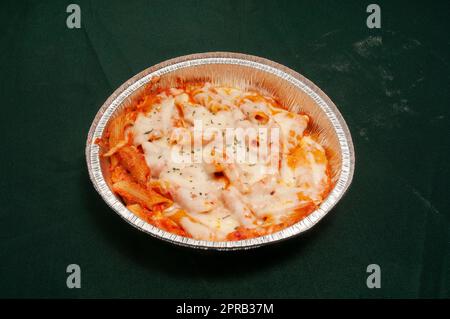 Squisiti Ziti al forno Foto Stock