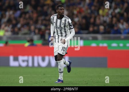 Milano, Italia, 26th aprile 2023. Paul Pogga della Juventus durante la partita della Coppa Italia a Giuseppe Meazza, Milano. L'immagine di credito dovrebbe essere: Jonathan Moskrop / Sportimage Foto Stock