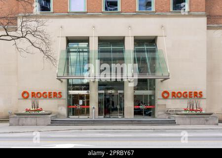 Toronto, Canada - 26 aprile 2023: Sede centrale di Rogers a Toronto. Foto Stock