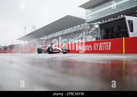SUZUKA, GIAPPONE, circuito di Suzuka, 7. Ottobre: Kevin Magnussen (DEN) del team Haas nel corso del FP1 durante il Gran Premio di Formula uno giapponese al circuito di Suzuka Foto Stock