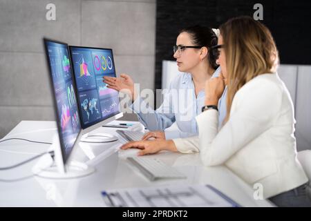 Analista Donna in cerca Foto Stock